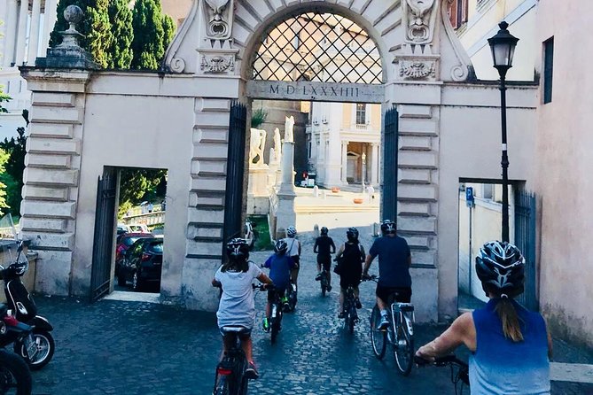 Gems of Rome-Ebike Tour With Gastronomy Experience - Meeting and Pickup