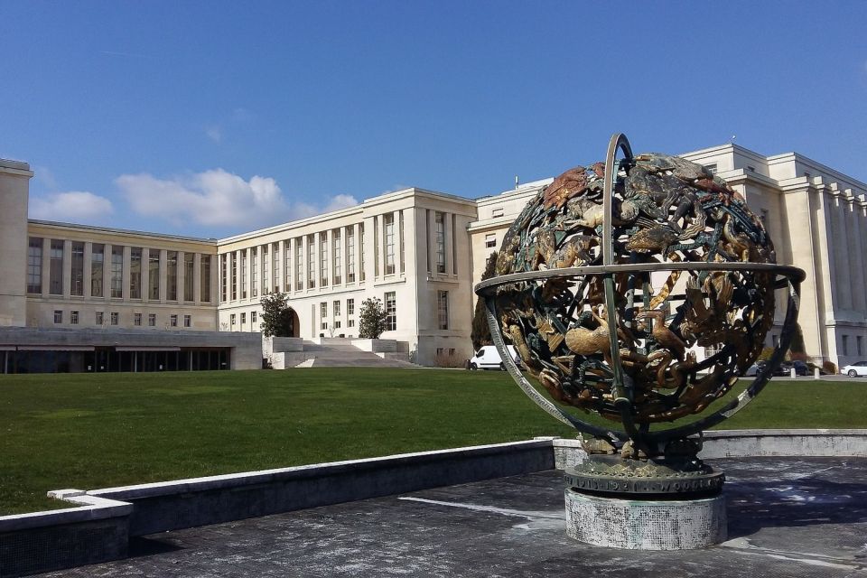 Geneva: 2-Hour Tour of International Quarters and Old Town - Itinerary Highlights