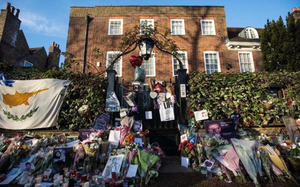 George Michael Guided London Fan Tour for Upto 5 People - Iconic Locations