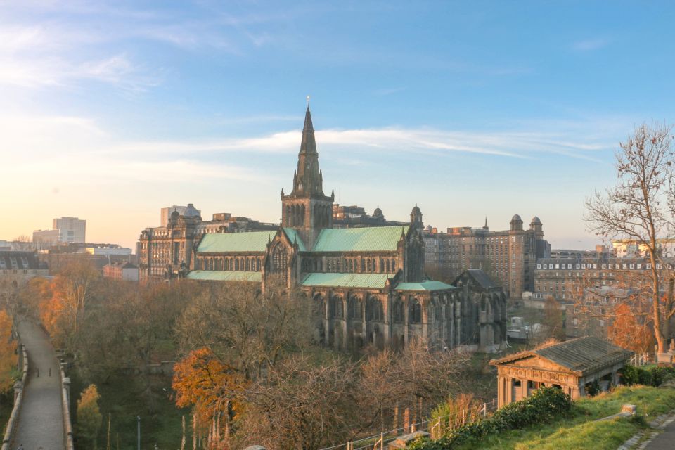 Glasgow: City Exploration Game and Tour - Highlights of the Tour