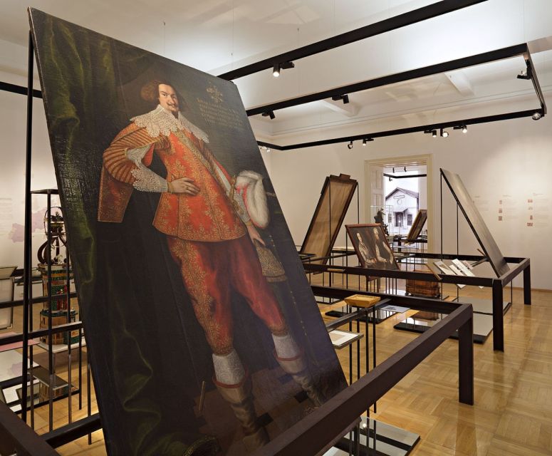 Graz Museum: Private Guided Tour - Discovering Graz Museums Collections