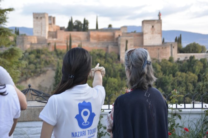 Guided Tour of Albaicín, Sacromonte and Viewpoints - Meeting and End Point