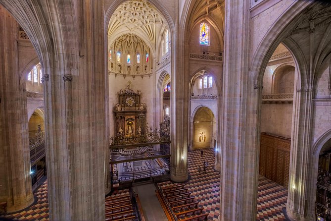 Guided Visit: Meet the Lady of the Cathedrals / Guided Visit to Cathedral - Tour Details