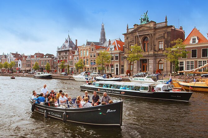 Haarlem: 50-minute Boat Cruise - Relaxing Exploration of Haarlem