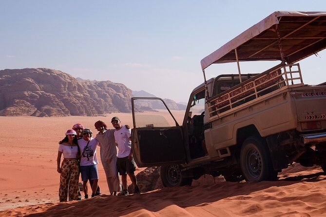 Half Day Jeep Tour in Wadi Rum Incl. Water and Bedouin Tea - Tour Highlights