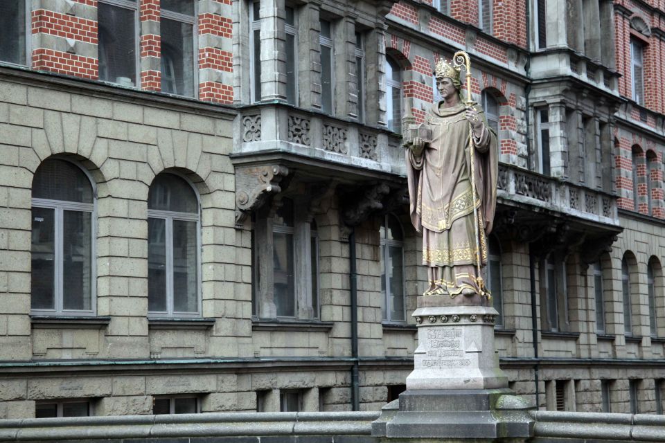 Hamburg: 2.5-Hour Private Historical Walking Tour - Cost and Booking Details