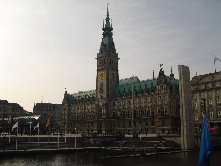 Hamburg: Private - Town Hall, Speicherstadt, Elbphilharmonie - Hamburg Chamber of Commerce