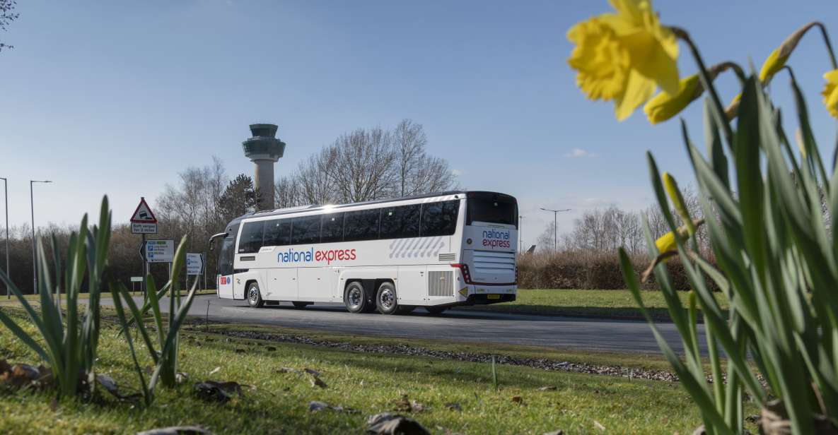 Heathrow Airport: Bus Transfer To/From Stansted Airport - Direct Bus Transfer Service