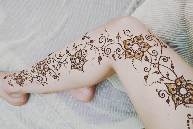 Henna Art Discovery - Drawing Moroccan Henna Tattoos