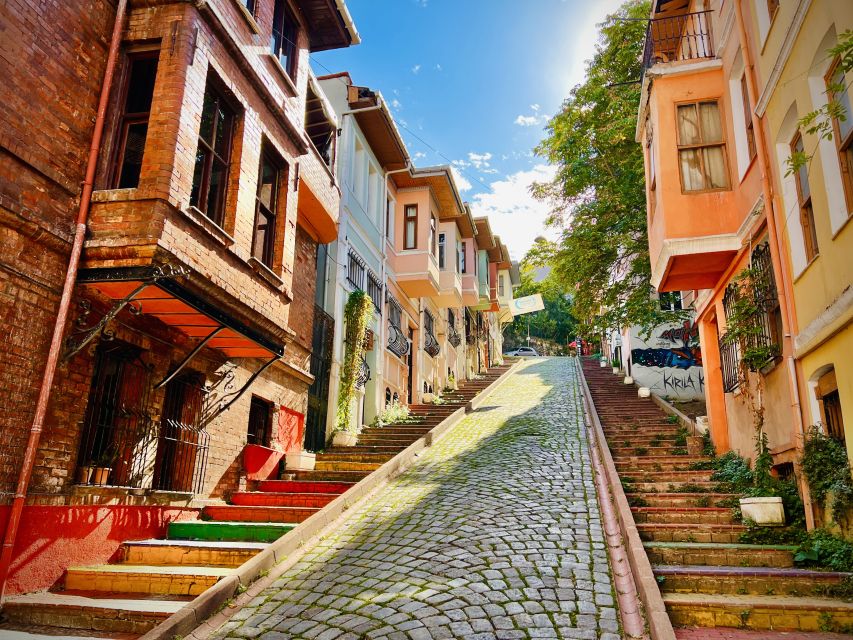 Istanbul: Fener, Balat, Old Greek and Jewish Quarter Tour - Admire Centuries-Old Colorful Ottoman Houses