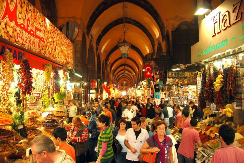 Istanbul: Morning Bosphorus Boat Tour With Spice Bazaar - Spice Bazaar: Vibrant Aromas