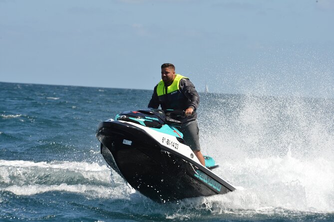 JET SKI TOUR Experience 1 Hour. - Safety and Accessibility