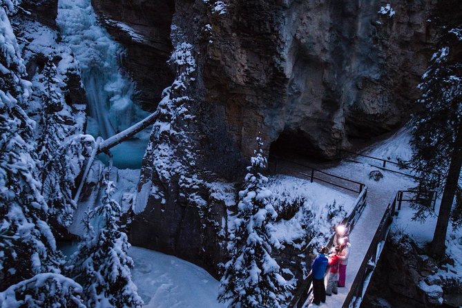 Johnston Canyon Evening Icewalk - Highlights of the Hike