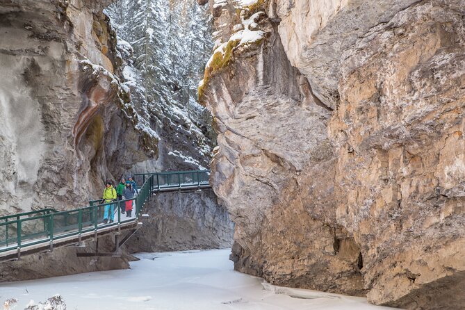 Johnston Canyon Private Guided Icewalk - Inclusions and Amenities