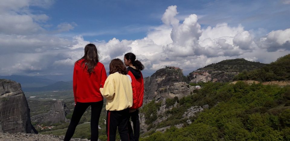 Kalabaka: Meteora Monasteries Private Tour With Photo Stops - Experience and Highlights