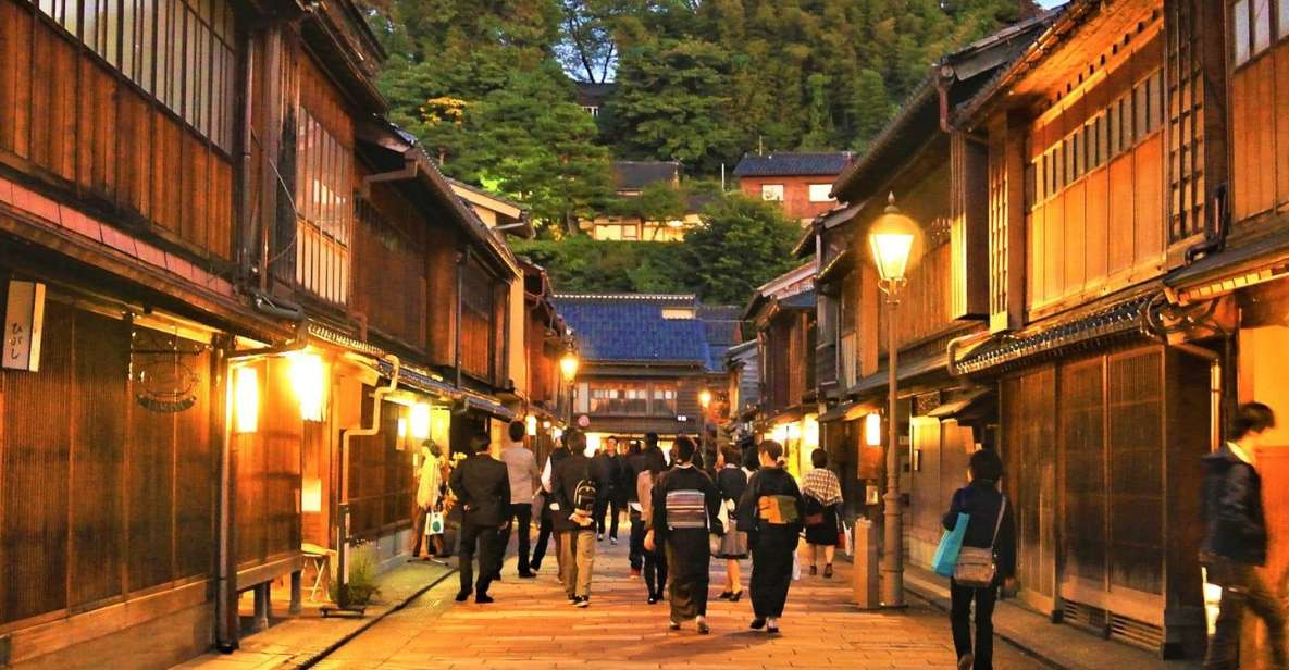 Kanazawa: Private Tour With Local Guide - Customization and Itinerary