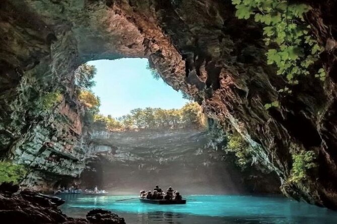 Kefalonia: Melissani Lake & Swim at Myrtos Beach Tour - Boat Ride to the Melissani Lake