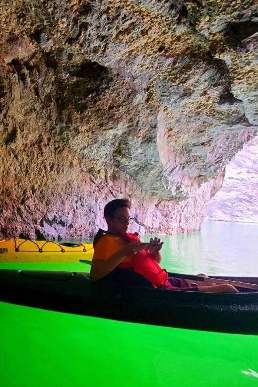 Kingman: Emerald Cave Guided Kayaking Tour - Experience Highlights