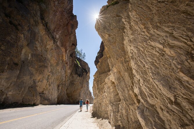 Kootenay National Park Day Tour From Calgary - Exploring Kootenay National Park