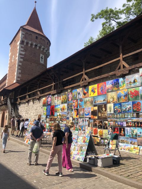 Krakow: 3-Hour Guided Secret Foodies Tour - Taste Cracovian Snacks