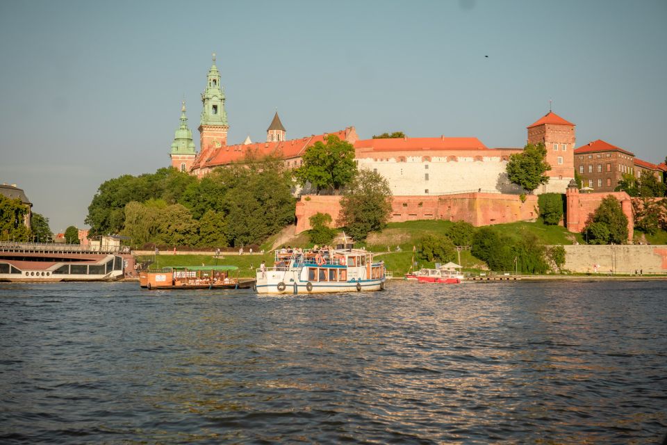 Krakow: Early Bird Vistula River Sightseeing Cruise - Itinerary Highlights