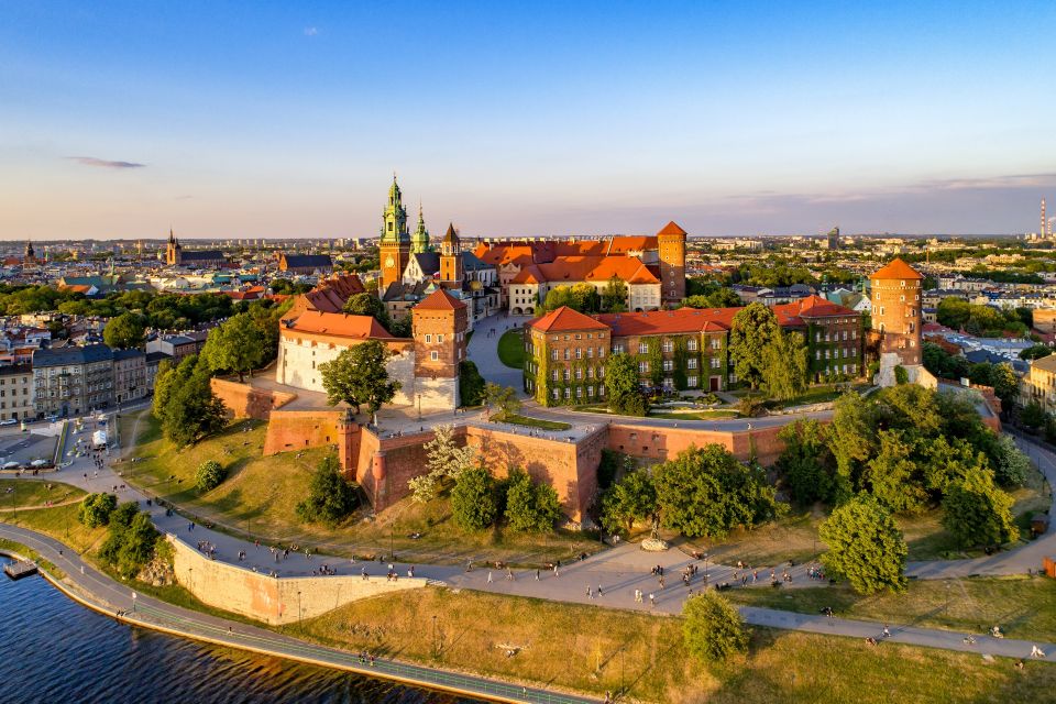 Krakow: Wawel Royal Hill Guided Tour - Experience Highlights