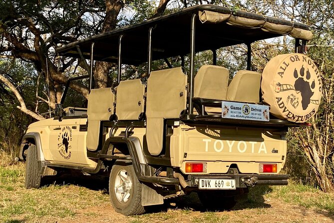 Kruger National Park in a Open Safari Vehicle - Full Day - Meeting and End Points