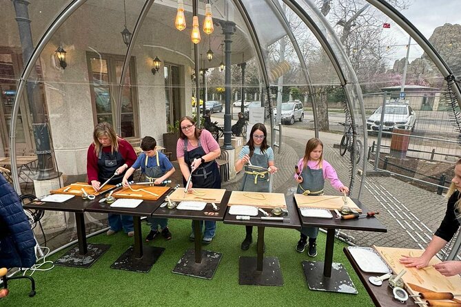 Kürtőskalács: Chimney Cake Workshop in City Park Budapest - Location and Transportation