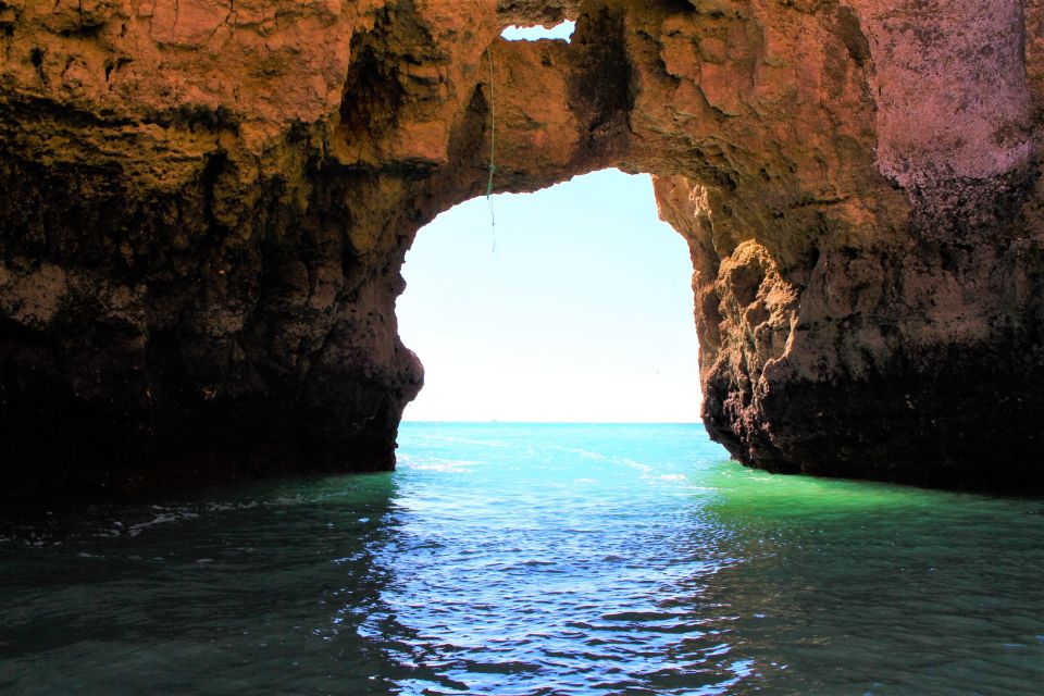 Lagos: Boat Tour Ponta Da Piedade With Local Guides - Experience and Itinerary