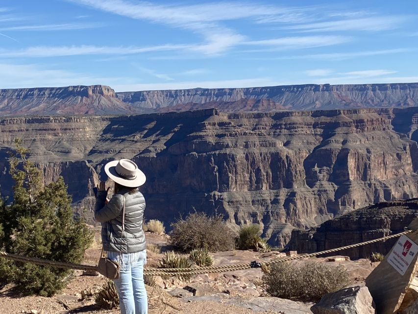 Las Vegas: Transfer To and From Grand Canyon West - Pricing and Discounts