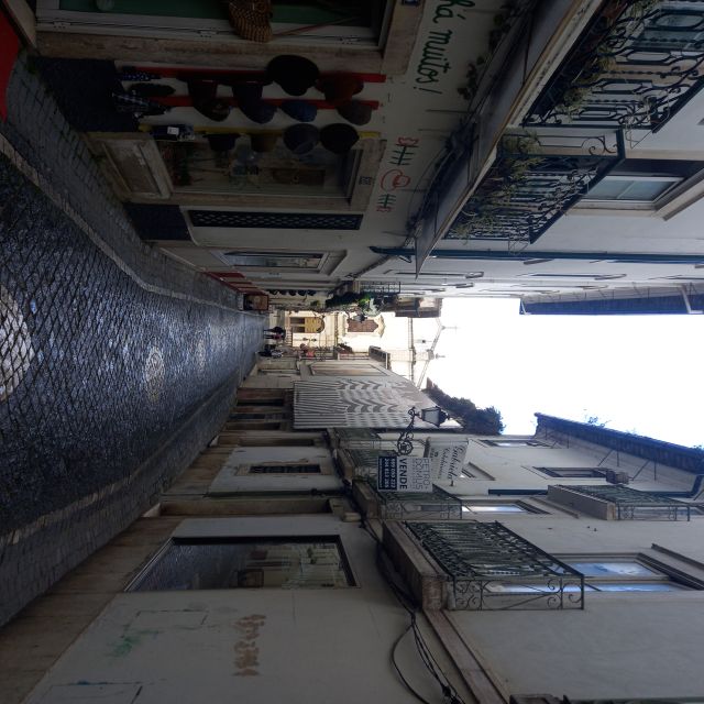 Leiria: Walking Tour With a Local Guide - Itinerary Highlights