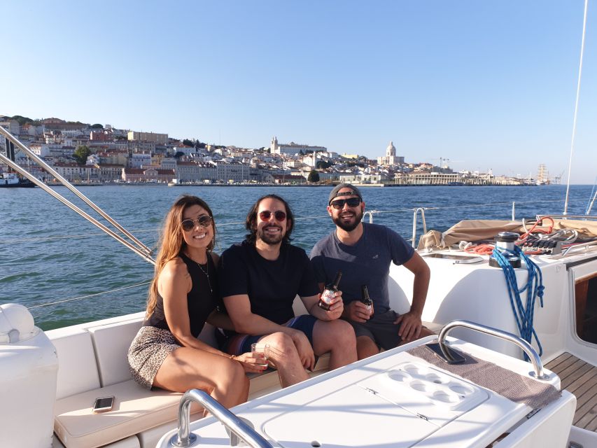 Lisbon 2-Hour Sailing Tour With Champagne - Experience Highlights