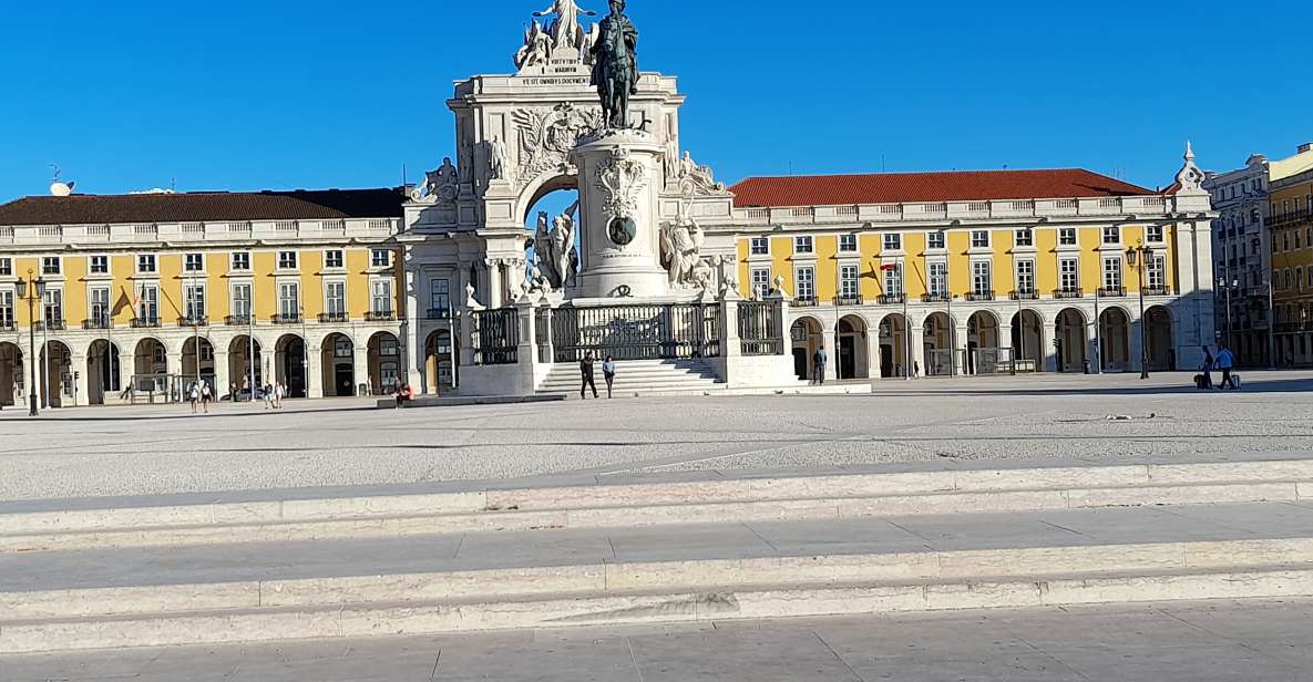 Lisbon: 2 Hours Private City Highlights Tuk-Tuk Tour for Two - Tour Stops