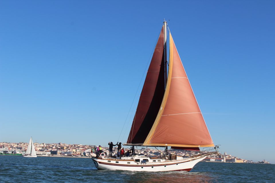 Lisbon: Daylight or Sunset on a Vintage Sailboat - Itinerary and Highlights