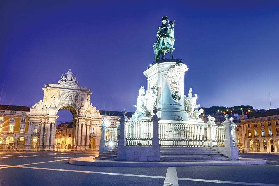 Lisbon: Fado Night Tour - Picturesque Areas and Views