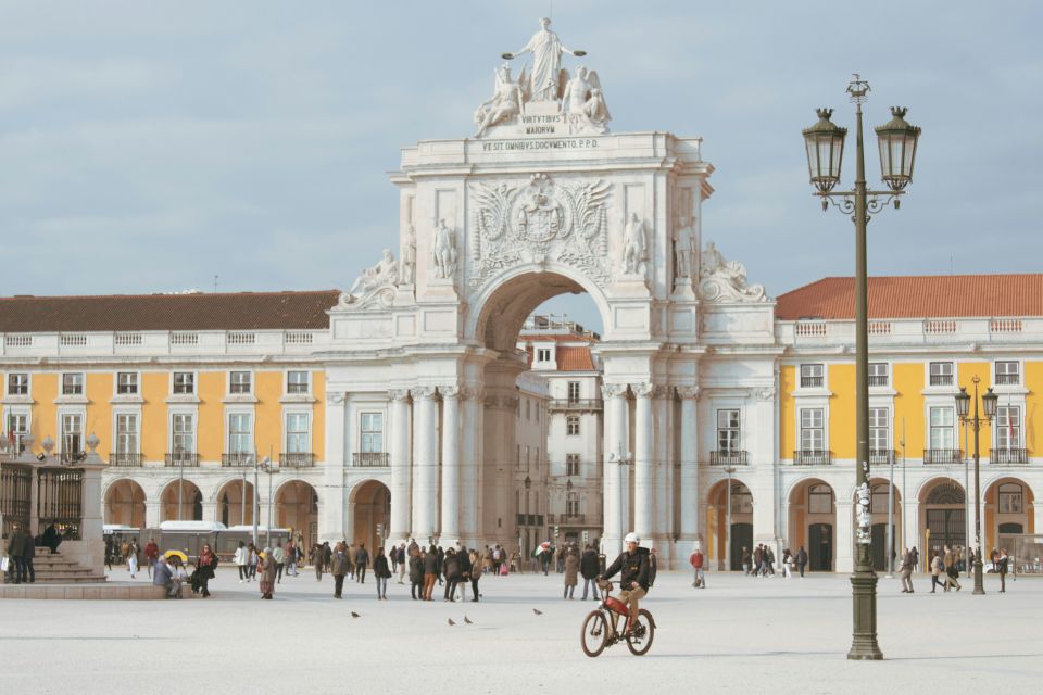 Lisbon Old City a Self-Guided Audio Tour in English - Experience Highlights