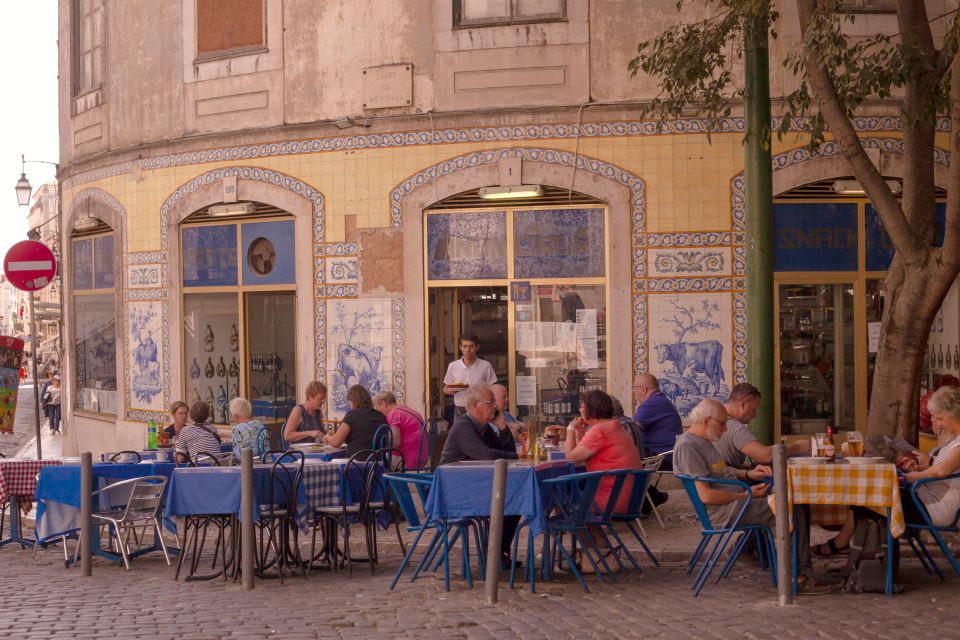 Lisbon Private Full Day Tour - History, Local Life & Food - Stunning Viewpoints of Lisbon