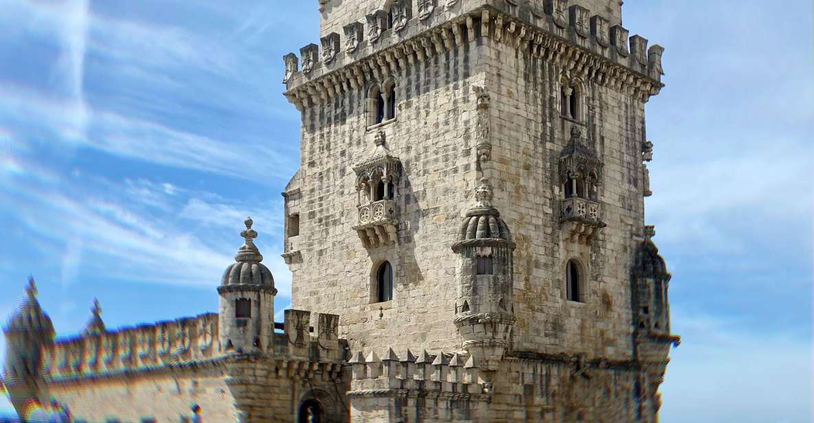 Lisbon : Private Tour With a Local Guide - Guide and Experience