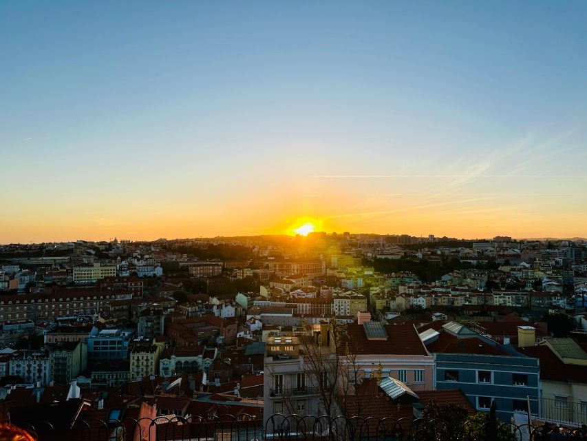 Lisbon: Unveiled Private Tuk-Tuk City Sightseeing Tour - Moorish Influences and Grandeur