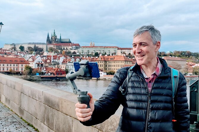 Live Stream Tour of Pragues Charles Bridge and Old Town - Meeting and Pickup Details