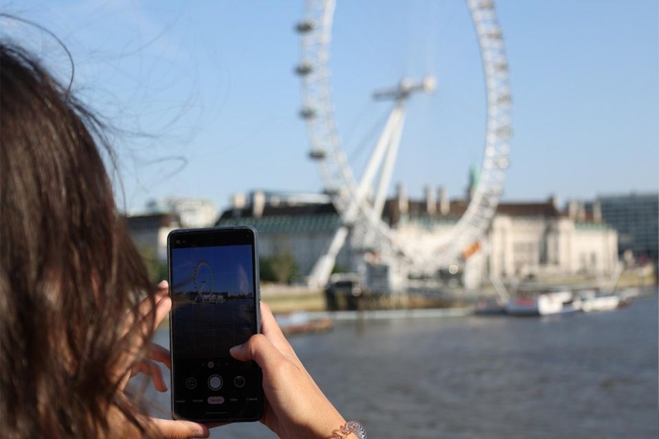 London: 2-Hour Photo Walk to Iconic Spots With Photographer - Photo Stops Highlights