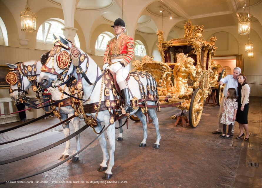 London: Royal Walking Tour With Palace or Mews Options - Tour Highlights