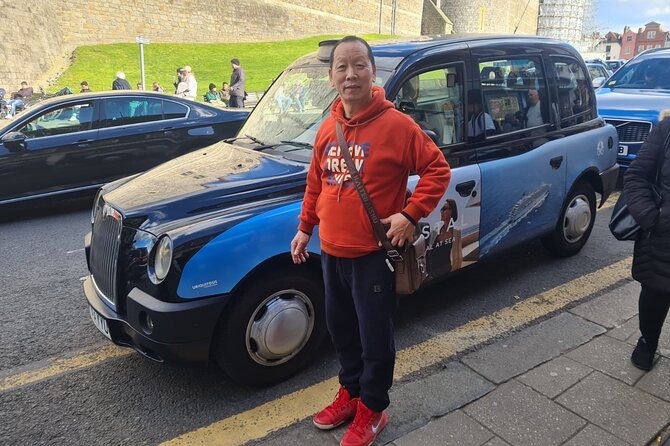 London Sightseeing Private Black Cab Tour + Hotel Pick Up - Accessibility Information