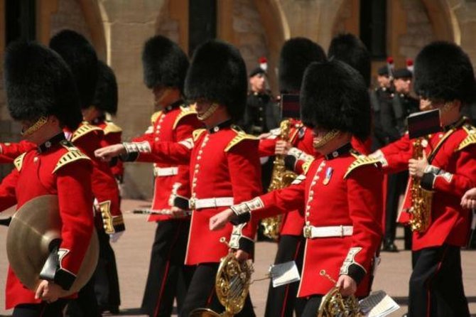 London: Westminster Abbey & Changing of the Guard Guided Tour - Changing of the Guards Ceremony