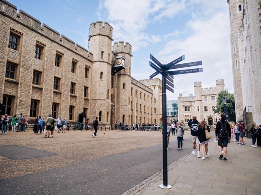 London: Westminster Abbey, Tower of London and Boat Tour - Guided Tour of Westminster Abbey