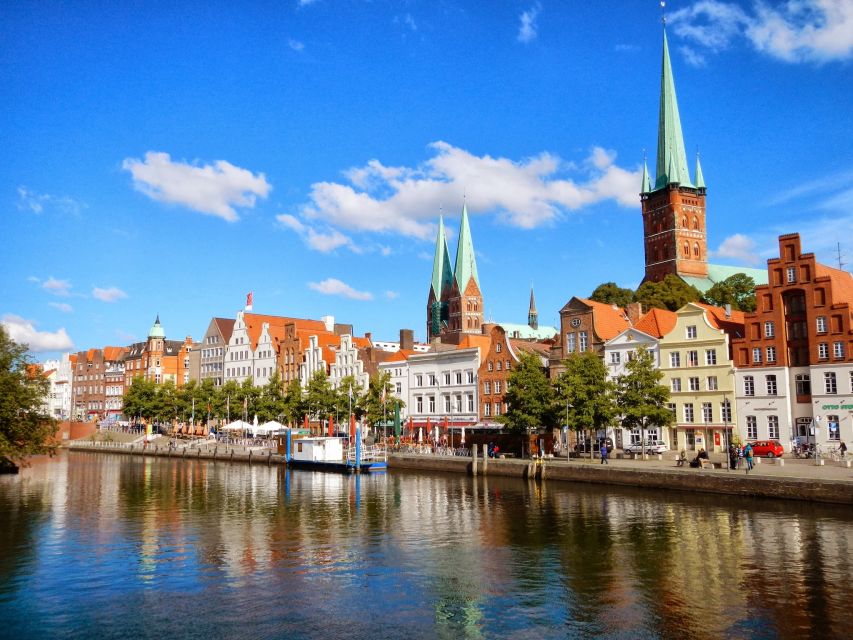 Lübeck: Old Town Highlights Private Walking Tour - Old Town Highlights