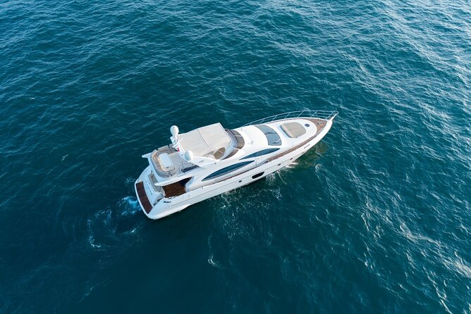 Luxury Yacht Private Rental From Dubai Marina - Capacity and Accessibility