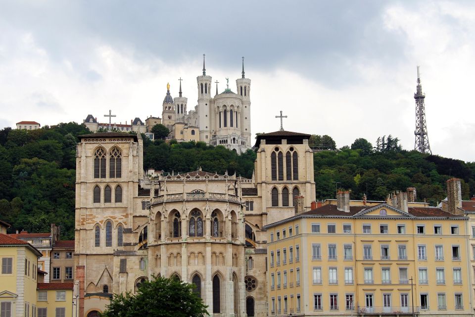 Lyon: Private Historic Guided Walking Tour - Highlights of the Tour