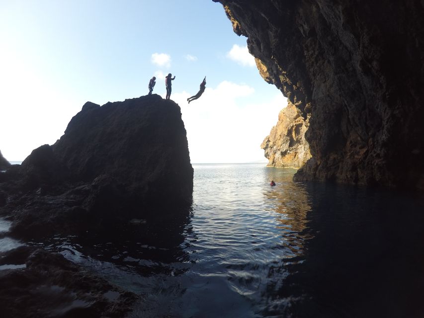 Madeira: Half-Day Coasteering Tour - Coasteering Experience