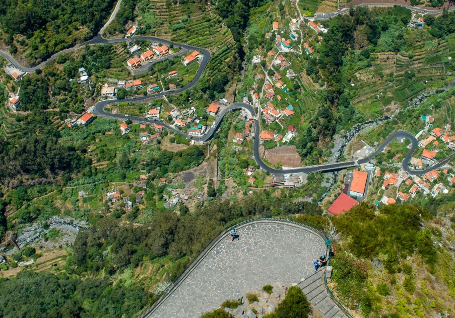 Madeira : Nuns Valleys and Pico Areeiro 4X4 Tour - Itinerary Details